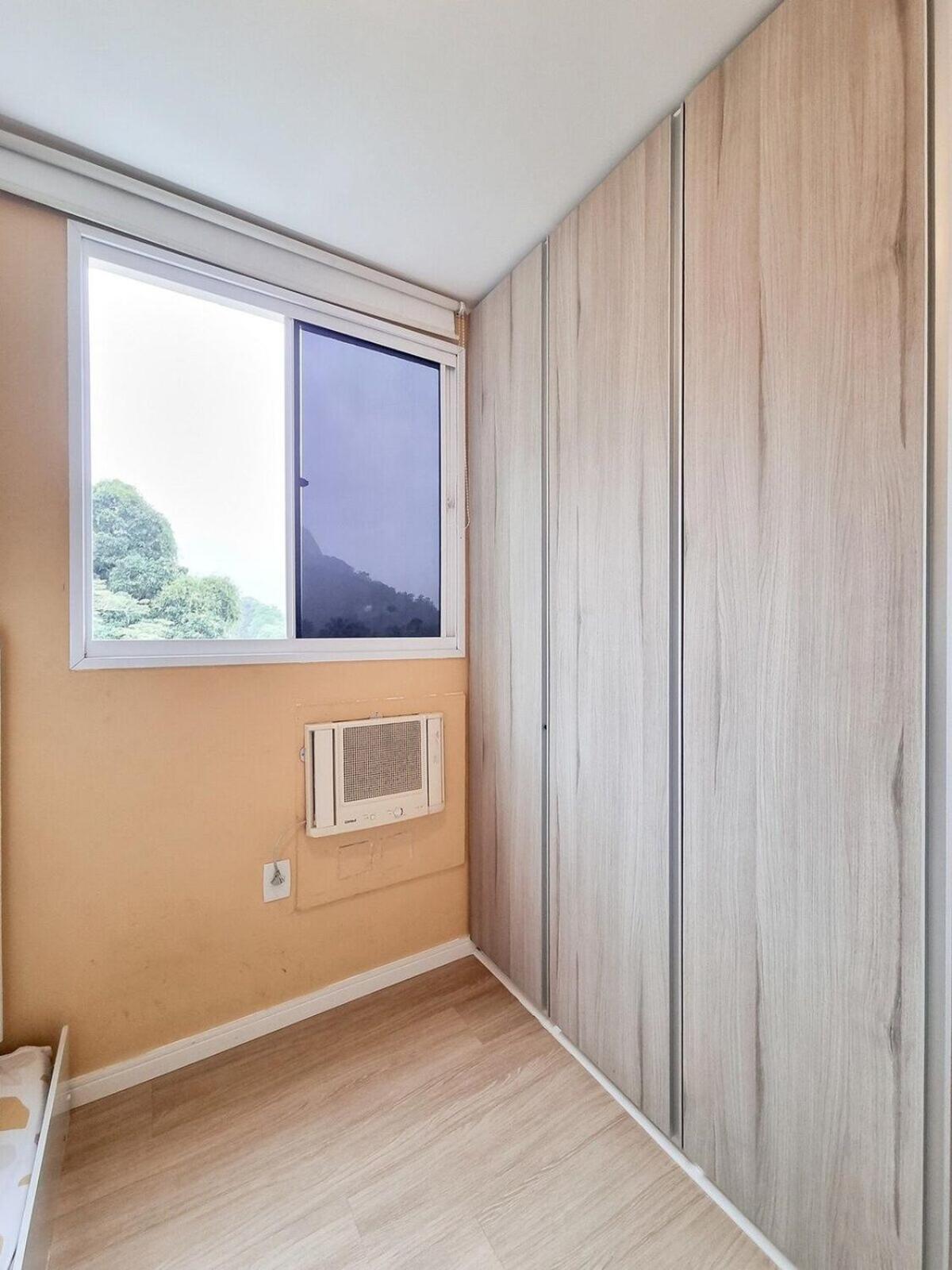 402 - 2 Qts,1,3 Km Do Rio Centro, Junesse , Conf., S Appartement
